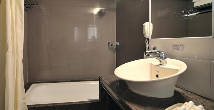 Hotel Ambience Executive Pimpri-Chinchwad Exterior foto